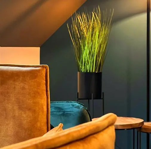 H-85 Level 5/9 Apartment