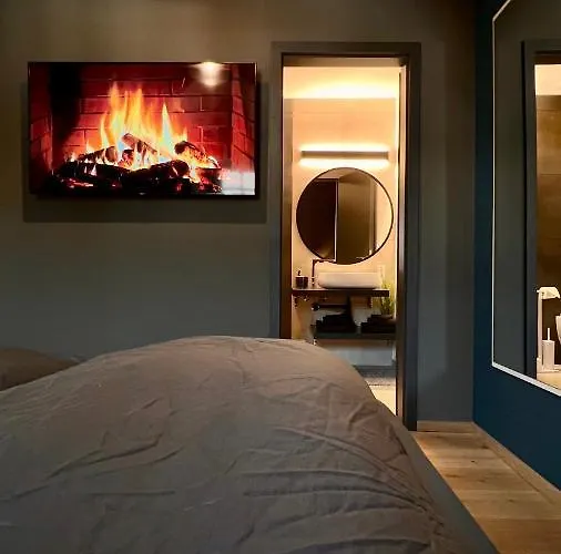 H-85 Level 5/9 Apartment *